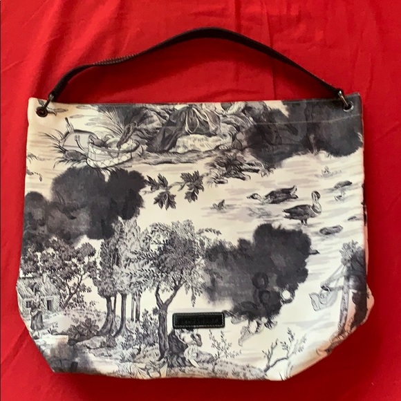 Longchamp Handbags - Longchamp Black and White Hobo Bag